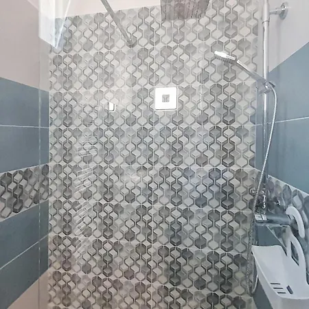 Salento * سان بييترو فيرنوتيكو