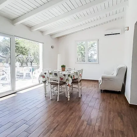 Salento بيت للعطل